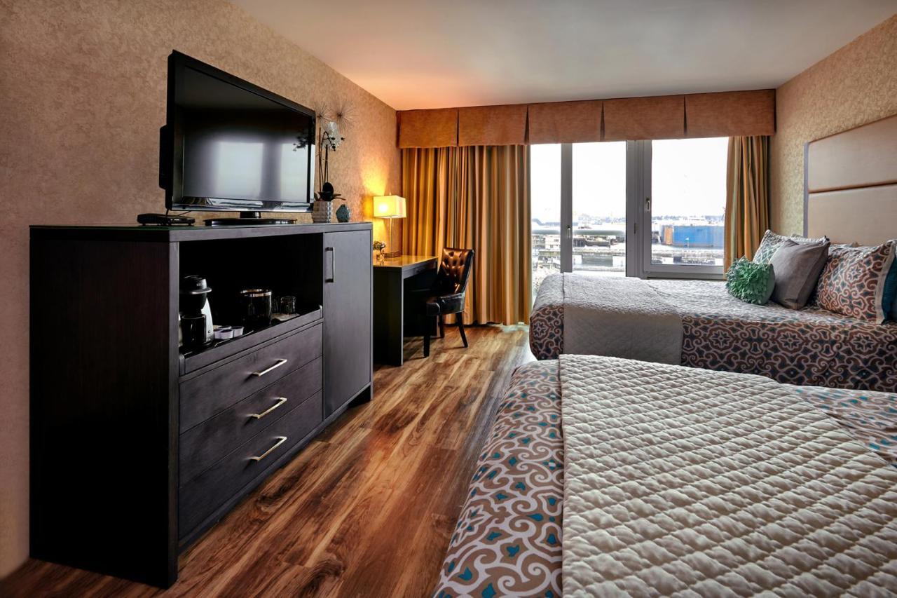 The Lonsdale Quay Hotel Βόρειο Βανκούβερ Δωμάτιο φωτογραφία